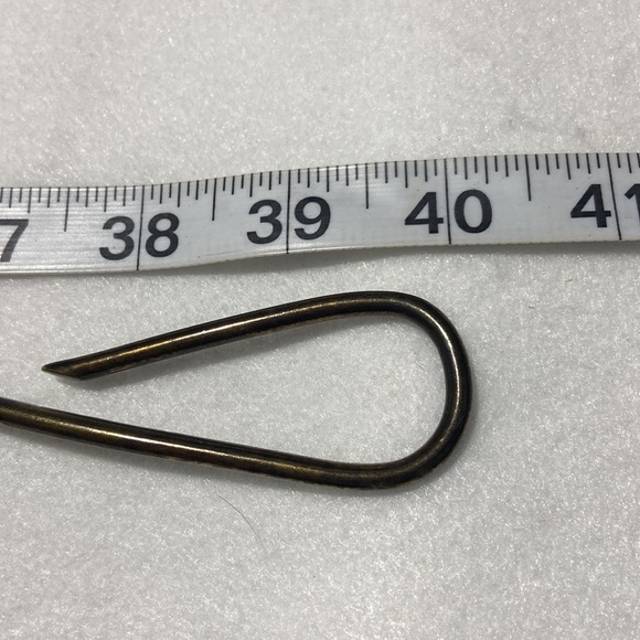 Coldwater Creek Skinny Belt. Brown Man Made Materials. With Brass Tone Rivets - Picture 7 of 8